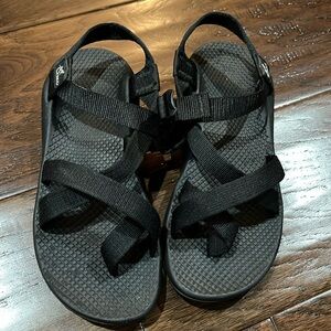 Chaco sandals black size 8